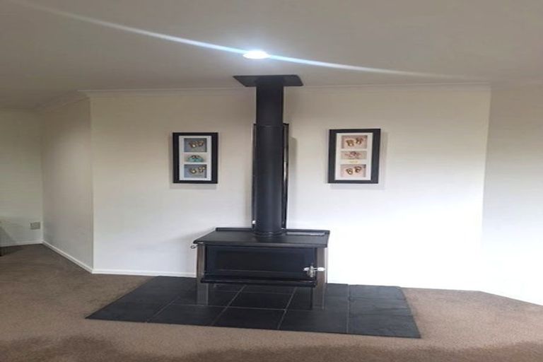 Photo of property in 15b Raukawa Street, Stokes Valley, Lower Hutt, 5019