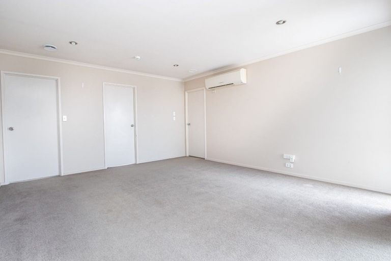 Photo of property in 10 Madison Street, Cambridge, 3434