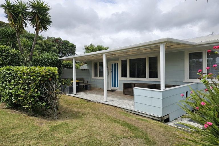 Photo of property in 4 Riverview Road, Cooks Beach, Whitianga, 3591