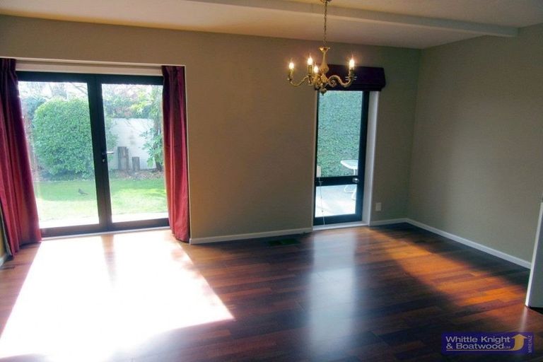 Photo of property in 10 Chevron Place, Ilam, Christchurch, 8041