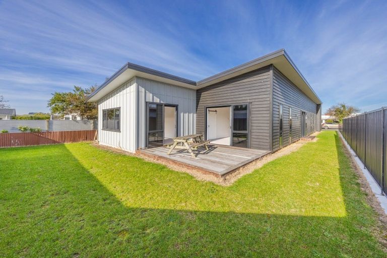 Photo of property in 8 Holyrood Terrace, Waipukurau, 4200