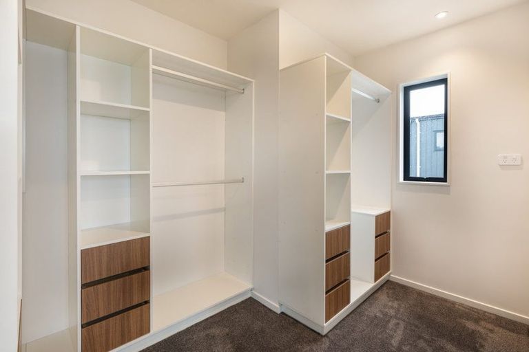Photo of property in 39c Target Road, Totara Vale, Auckland, 0629