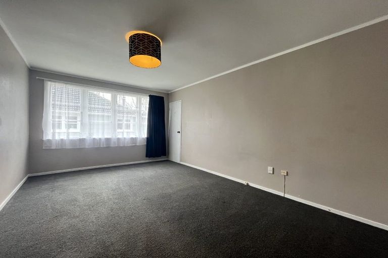 Photo of property in 33 Prouse Crescent, Naenae, Lower Hutt, 5011