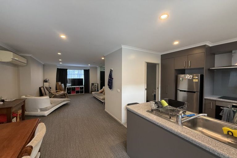 Photo of property in 16 Te Wharepouri Street, Berhampore, Wellington, 6023