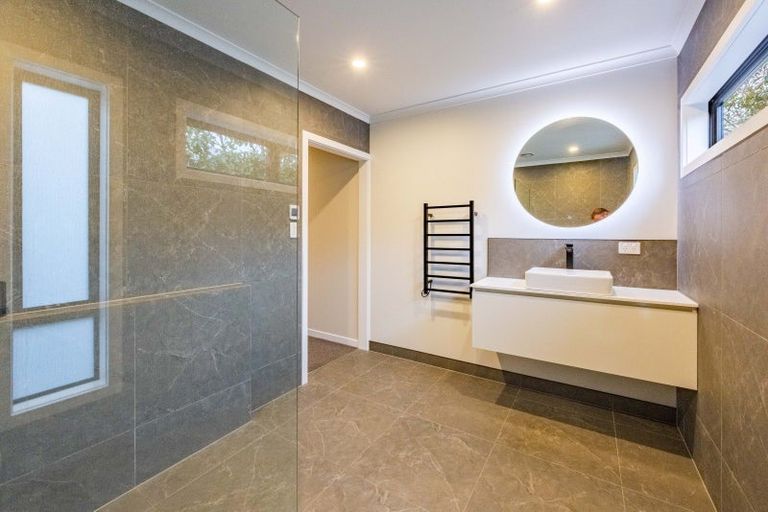 Photo of property in 8 Holyrood Terrace, Waipukurau, 4200