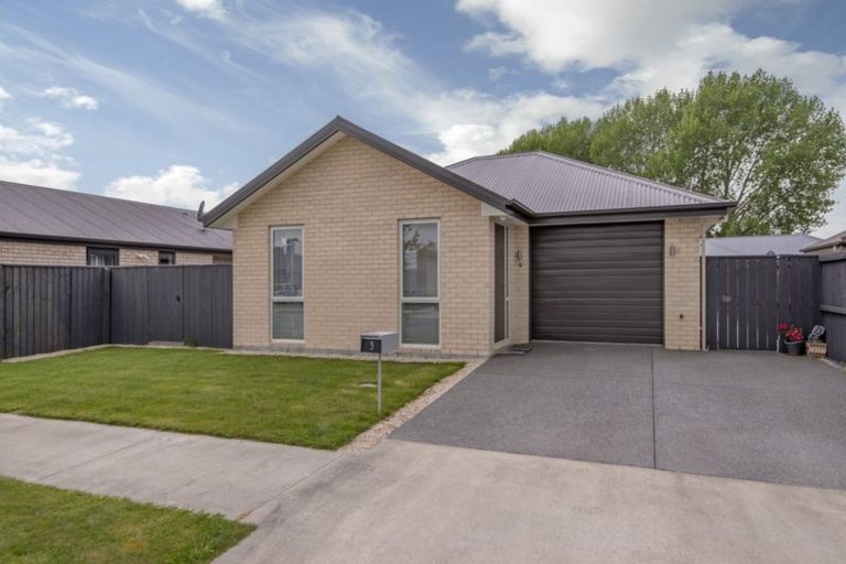 Photo of property in 5 Norrie Way, Kaiapoi, 7630