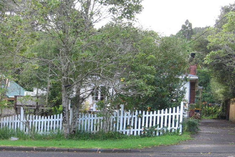 Photo of property in 27 Boylan Road, Titirangi, Auckland, 0604