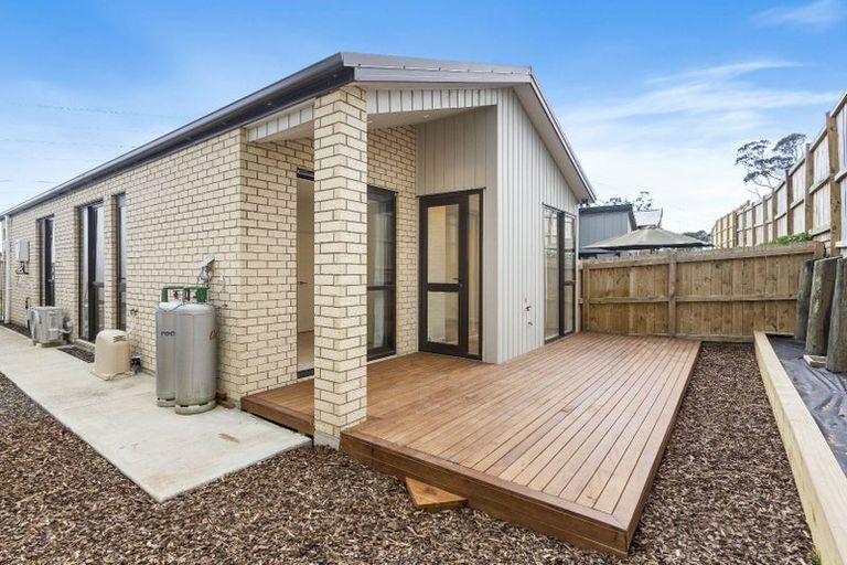 Photo of property in 5 Puwha Street, Massey, Auckland, 0614