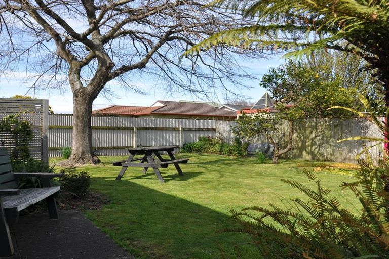 Photo of property in 52 Featherston Street, Takaro, Palmerston North, 4412