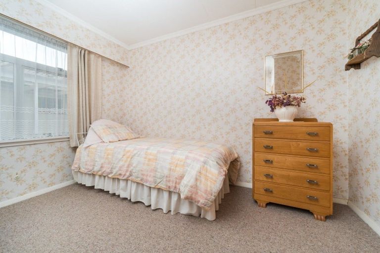 Photo of property in 21 Gloucester Street, Takaro, Palmerston North, 4412