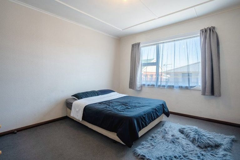 Photo of property in 2/72b Ira Street, Miramar, Wellington, 6022