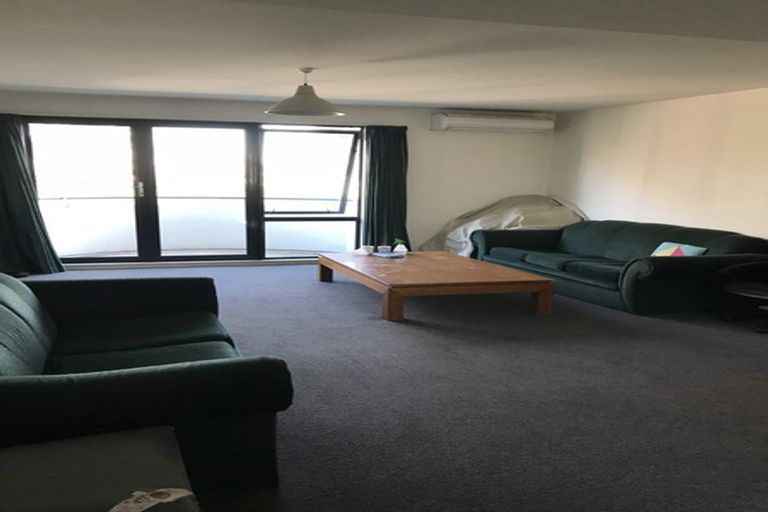 Photo of property in 34 Latimer Square, Christchurch Central, Christchurch, 8011