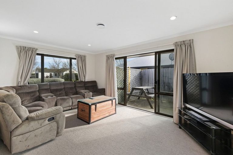 Photo of property in 8a Othello Drive, Rolleston, 7614