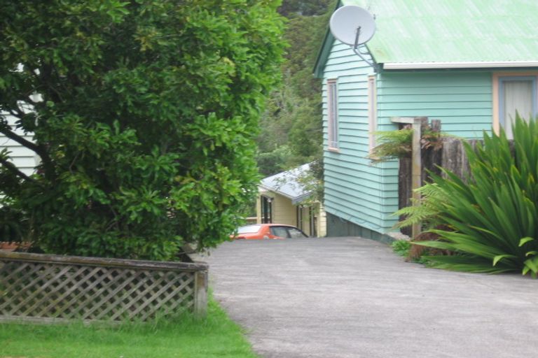 Photo of property in 2/14 Norman Road, Titirangi, Auckland, 0604