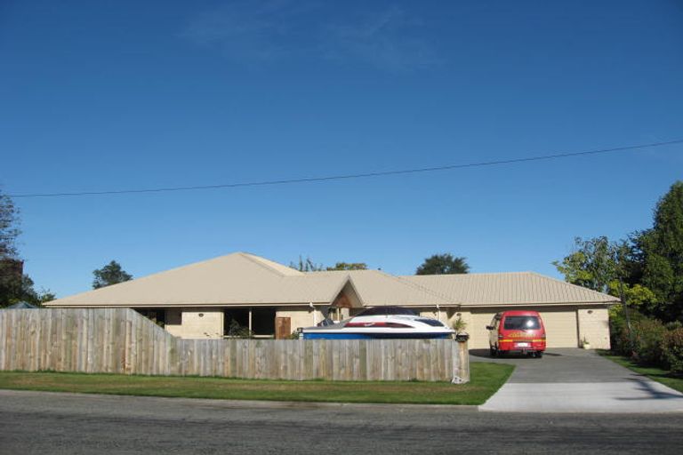 Photo of property in 46 George Street, Geraldine, 7930
