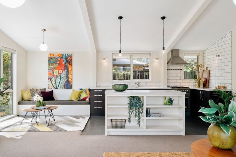 Photo of property in 21 Hunter Crescent, Wanaka, 9305