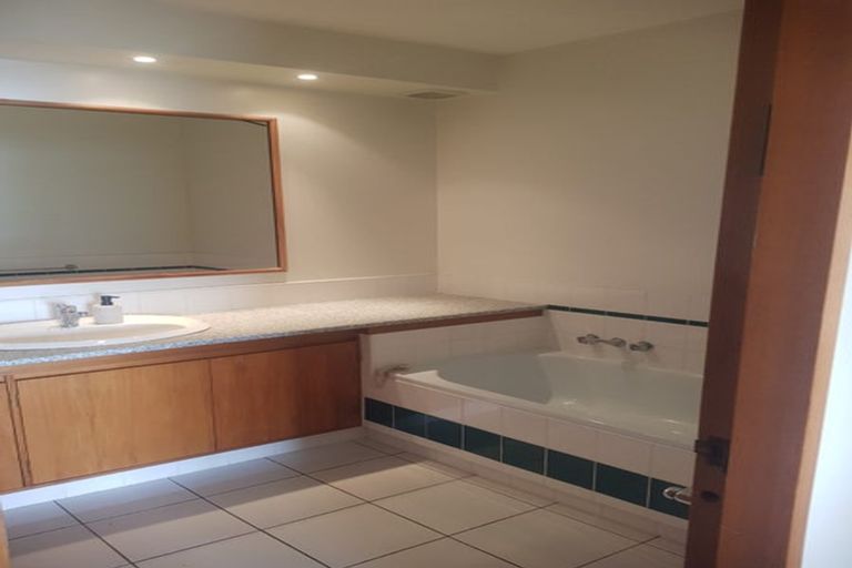 Photo of property in 9u3 Wilkinson Street, Oriental Bay, Wellington, 6011