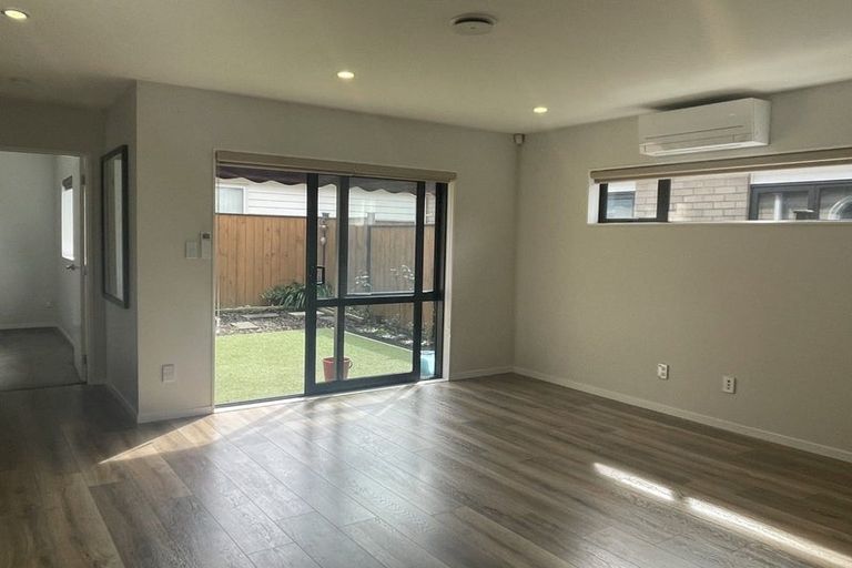 Photo of property in 6 Softwood Avenue, Takanini, 2110