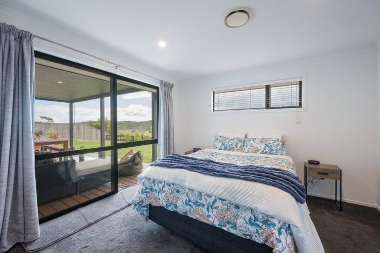 Photo of property in 8 Huntaway Close, Stoke, Nelson, 7011