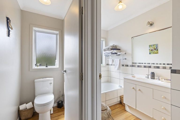 Photo of property in 34 Aubrey Street, New Plymouth, 4310