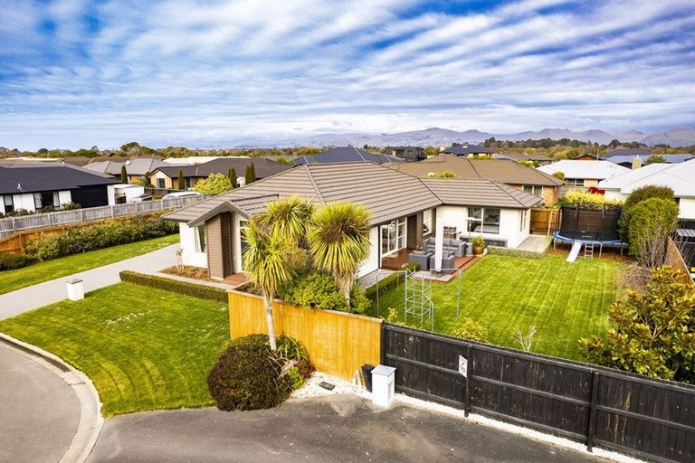Photo of property in 19 Flaxon Place, Burwood, Christchurch, 8083