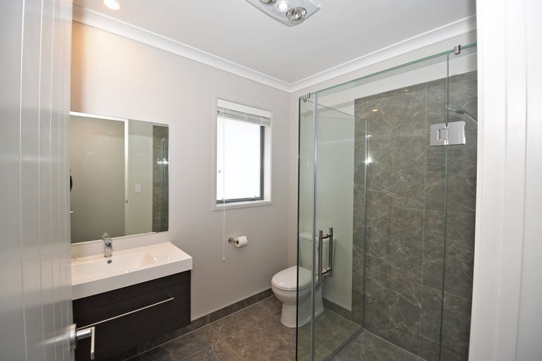 Photo of property in 6 Shearwater Lane, Point Wells, 0986