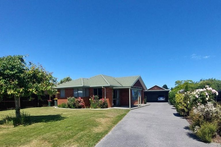 Photo of property in 29 Durrell Way, Rolleston, 7614