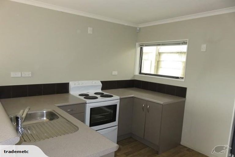 Photo of property in 2 Beazley Avenue, Paparangi, Wellington, 6037