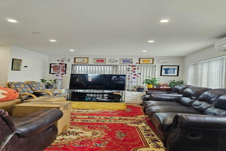 Photo of property in 59a Great South Road, Papakura, 2110