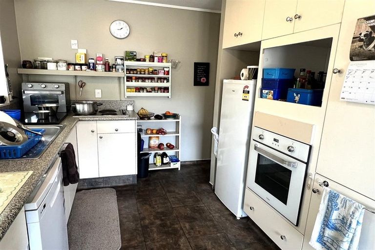 Photo of property in 14 Andersen Street, Reefton, 7830