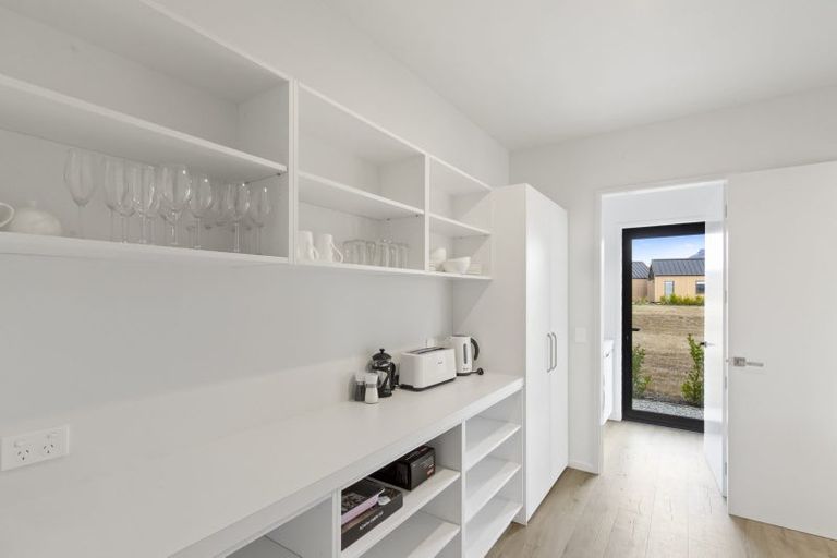 Photo of property in 9 Mcadam Drive, Jacks Point, Queenstown, 9371