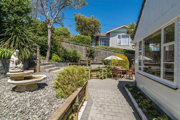 Photo of property in 6 Croydon Street, Karori, Wellington, 6012