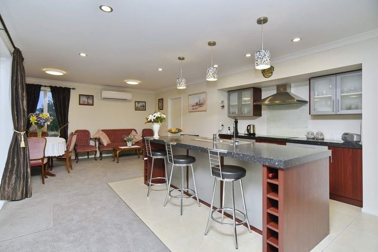 Photo of property in 32 Kensington Avenue, Rangiora, 7400