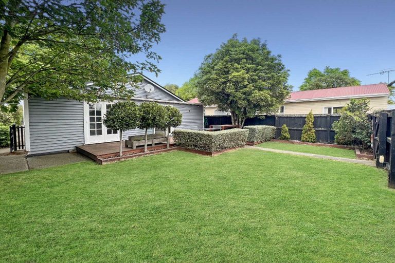 Photo of property in 49 Dominion Avenue, Spreydon, Christchurch, 8024