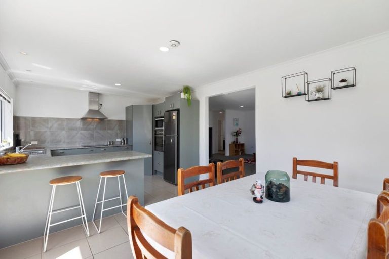 Photo of property in 61c Queen Road, Bellevue, Tauranga, 3110