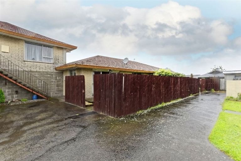 Photo of property in 2/4a Hayton Road, Hornby, Christchurch, 8042