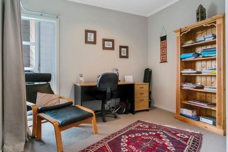 Photo of property in 31 Norfolk Drive, Cambridge, 3434