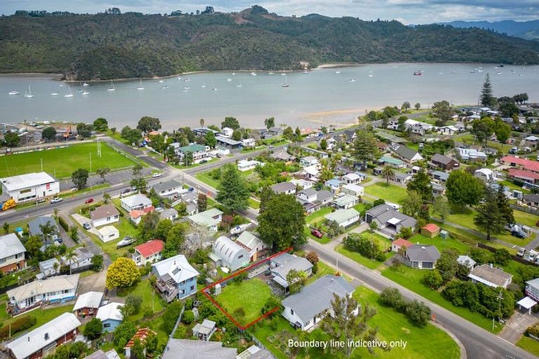 Photo of property in 5 Dundas Street, Whitianga, 3510
