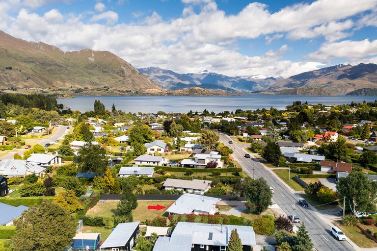 Photo of property in 147 Aubrey Road, Wanaka, 9305