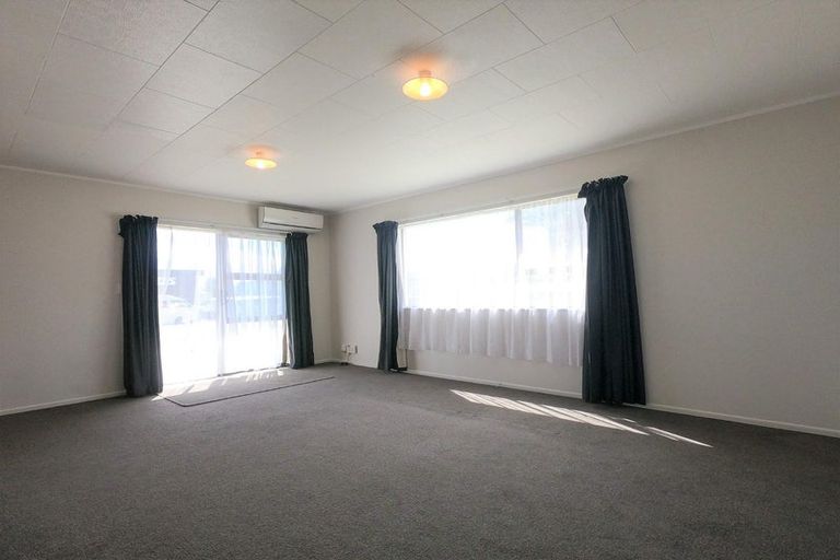 Photo of property in 187 Saint Aubyn Street, New Plymouth, 4310