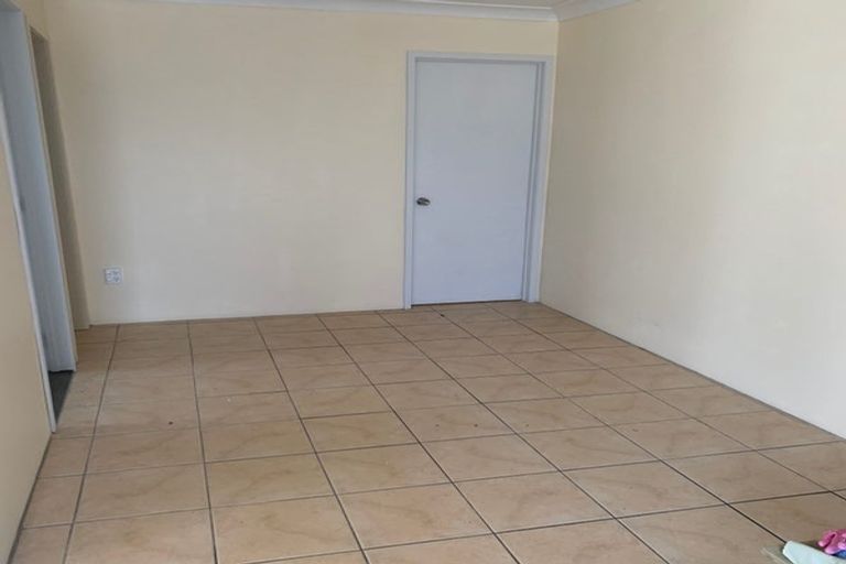 Photo of property in 33a Springs Road, Parakai, 0830