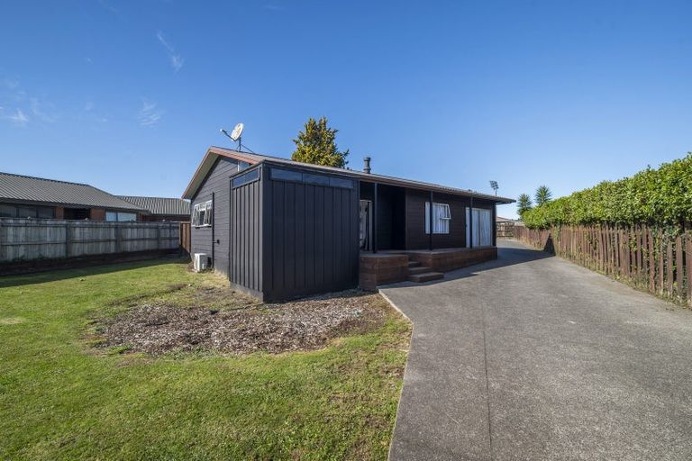 Photo of property in 21 Carter Drive, Pomare, Rotorua, 3015
