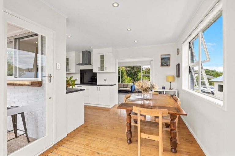 Photo of property in 10 Williams Crescent, Point Wells, Warkworth, 0986