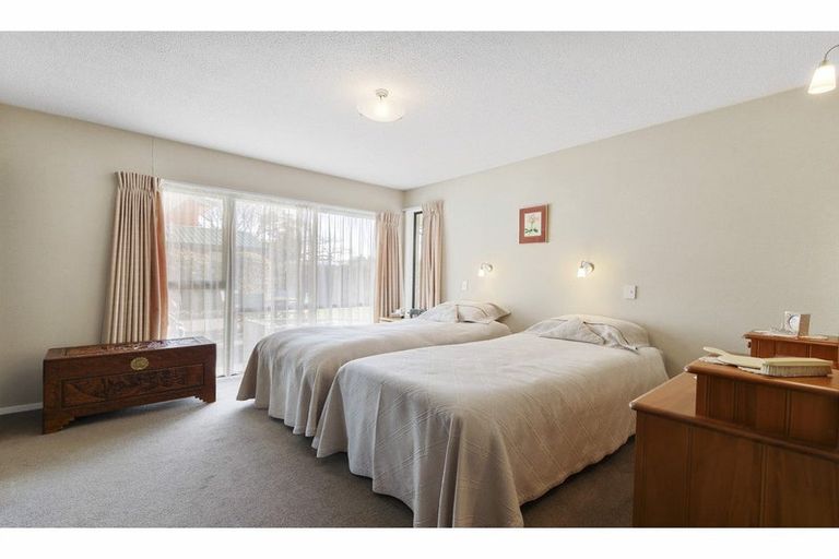 Photo of property in 1 Kinley Street, Rangiora, 7400