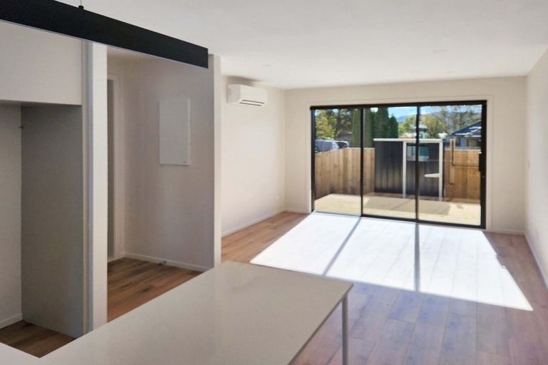 Photo of property in 1/11 Lees Grove, Wainuiomata, Lower Hutt, 5014