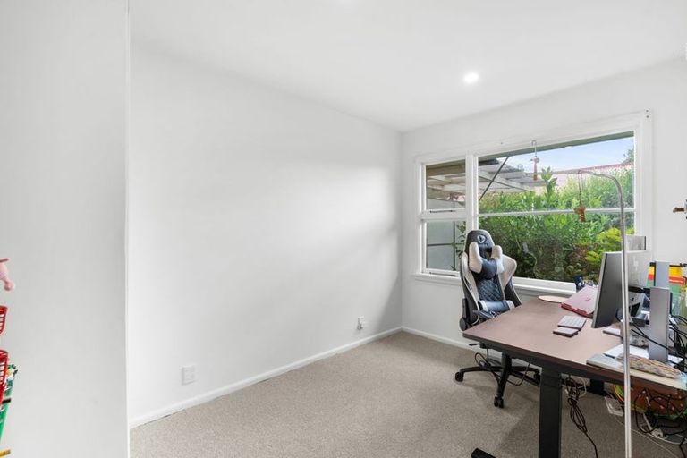 Photo of property in 5 Armitage Street, Bishopdale, Christchurch, 8053