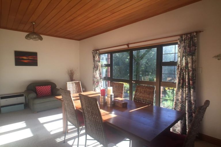 Photo of property in 409 Karori Road, Karori, Wellington, 6012