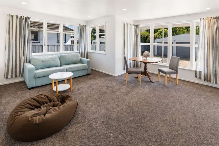 Photo of property in 17 Dorset Street, Levin, 5510