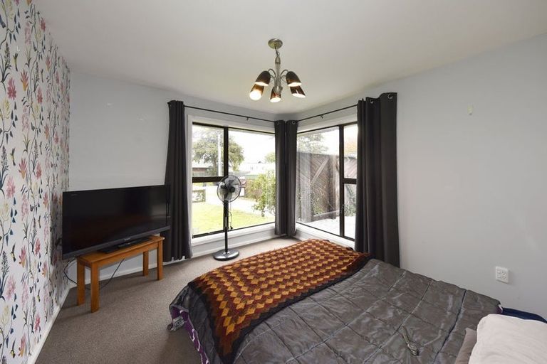 Photo of property in 3 Whitehall Street, Mairehau, Christchurch, 8013