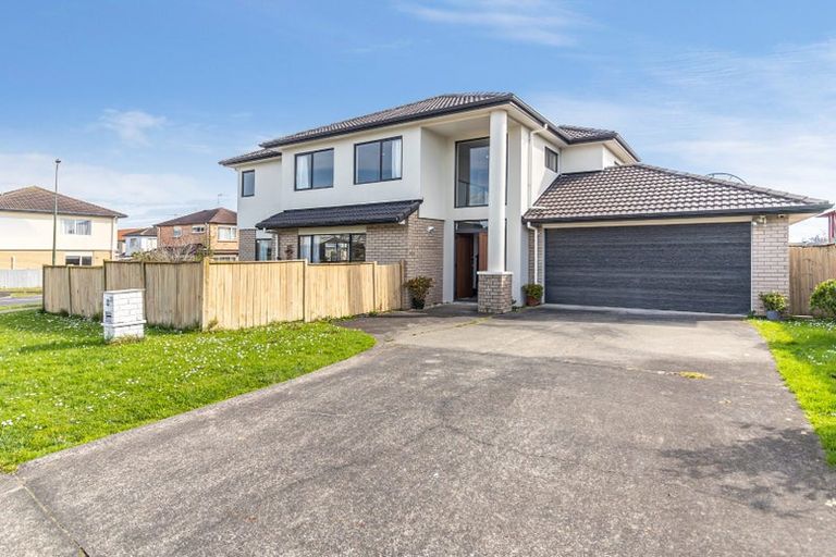 Photo of property in 37 Kestev Drive, Flat Bush, Auckland, 2016